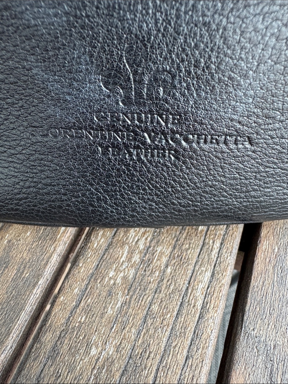 Dooney & Bourke Black Leather Bucket Bag. - Picture 4 of 14
